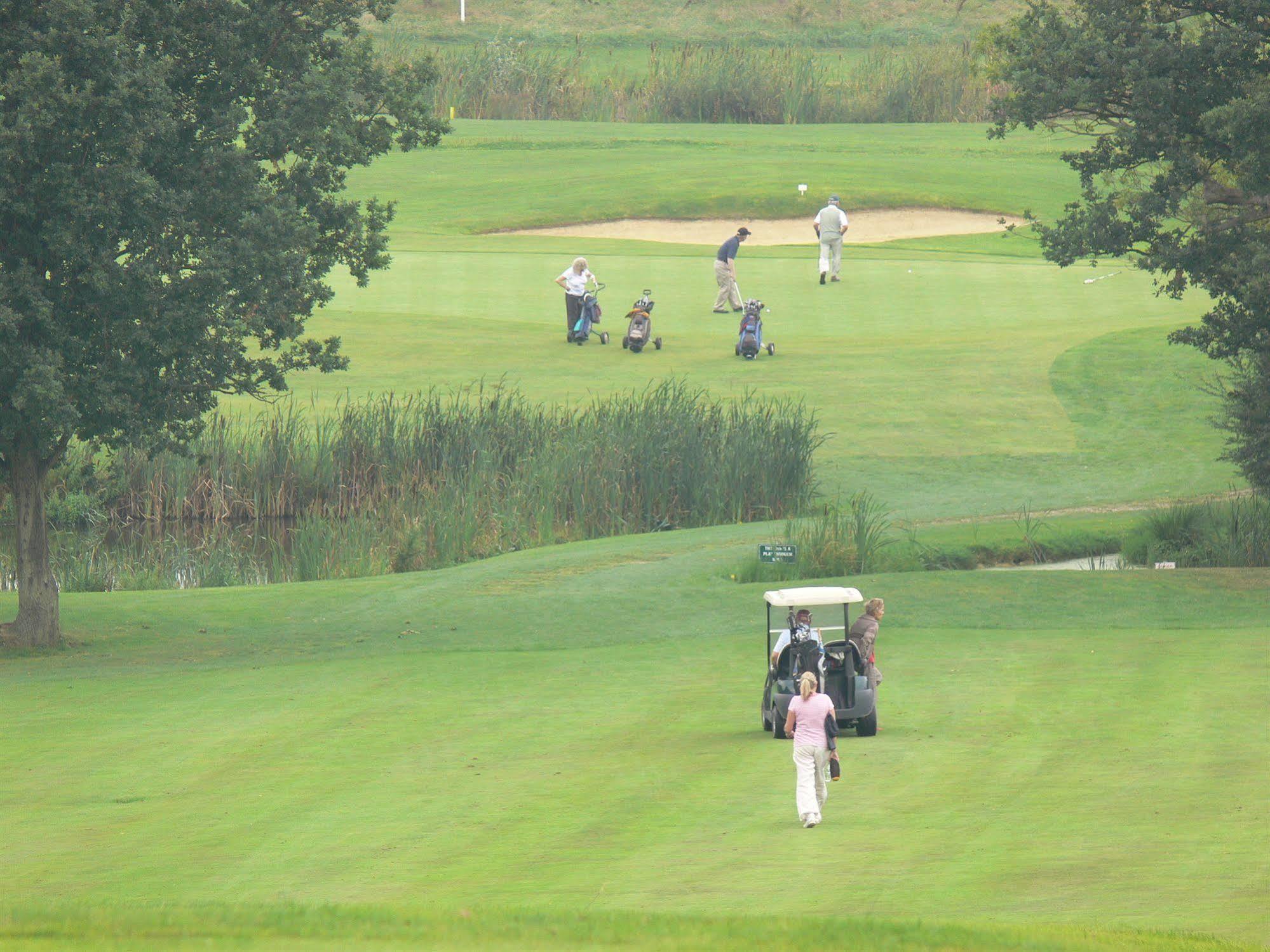 London Beach Country Hotel & Golf Club Tenterden Dış mekan fotoğraf